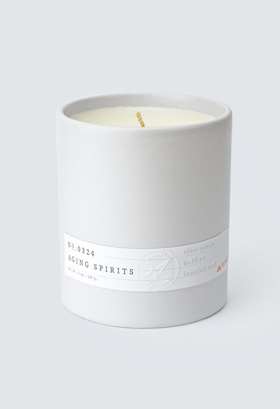 Everyday Cedarwood Filled Candle with Spicy Gourmand Scent