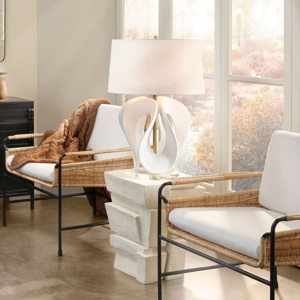 Swan Table Lamp in White Resin