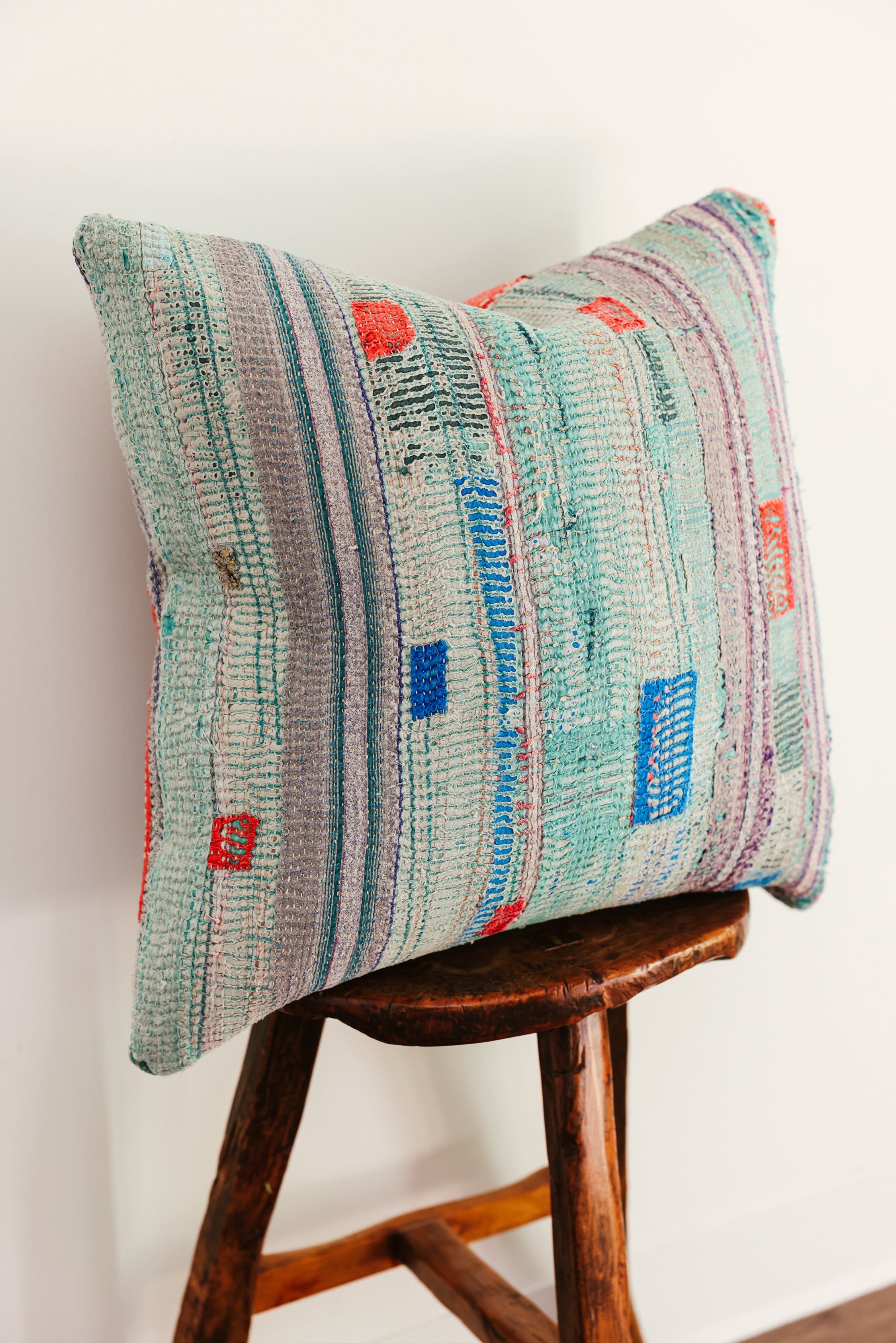 Victoria 22X22 Pillow