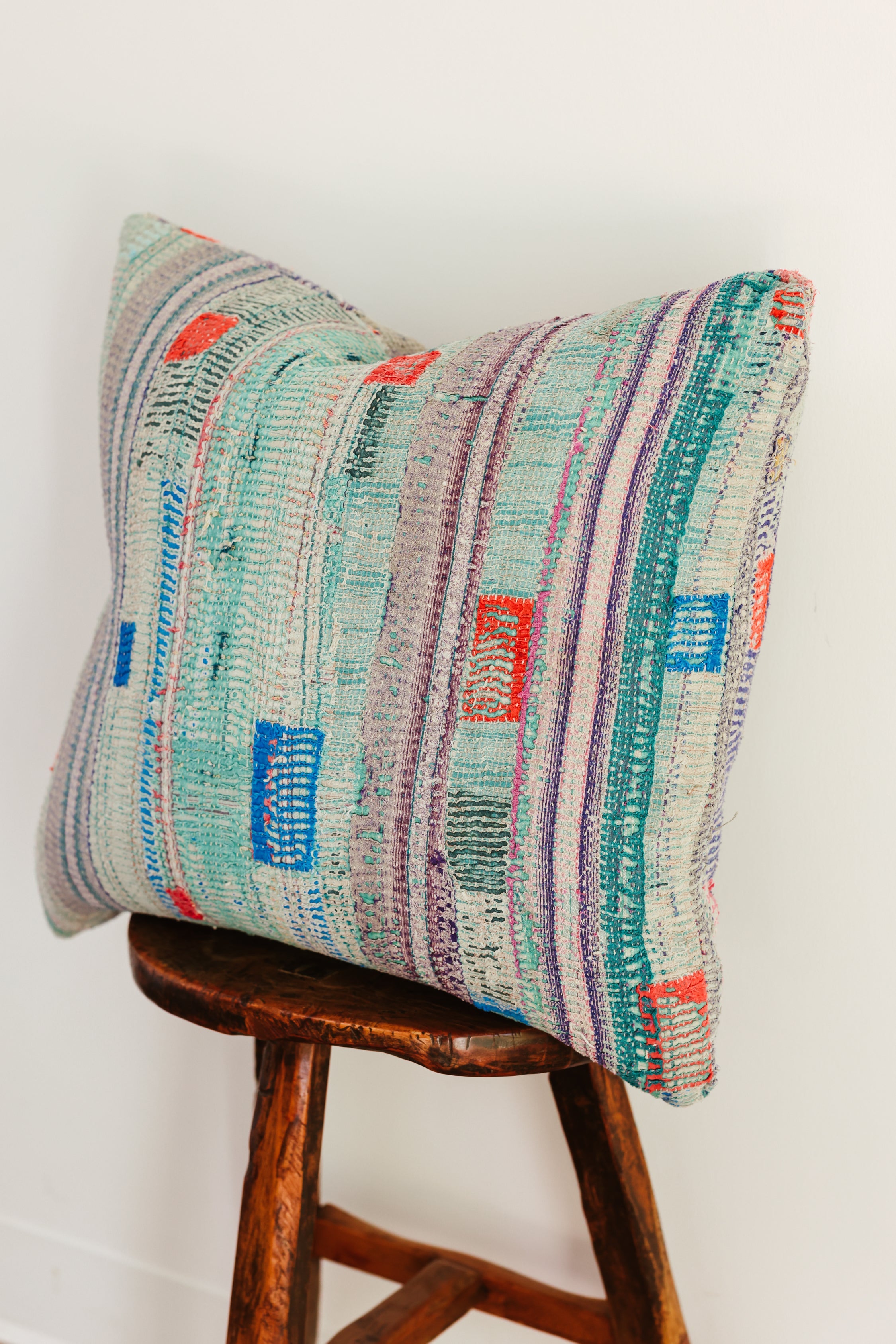 Victoria 22X22 Pillow