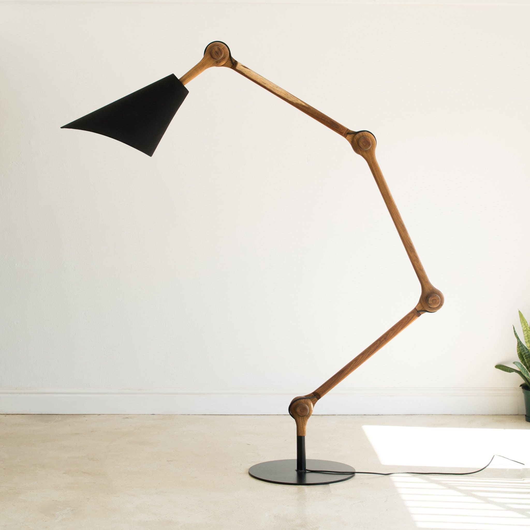 Paplepel Floor Lamp