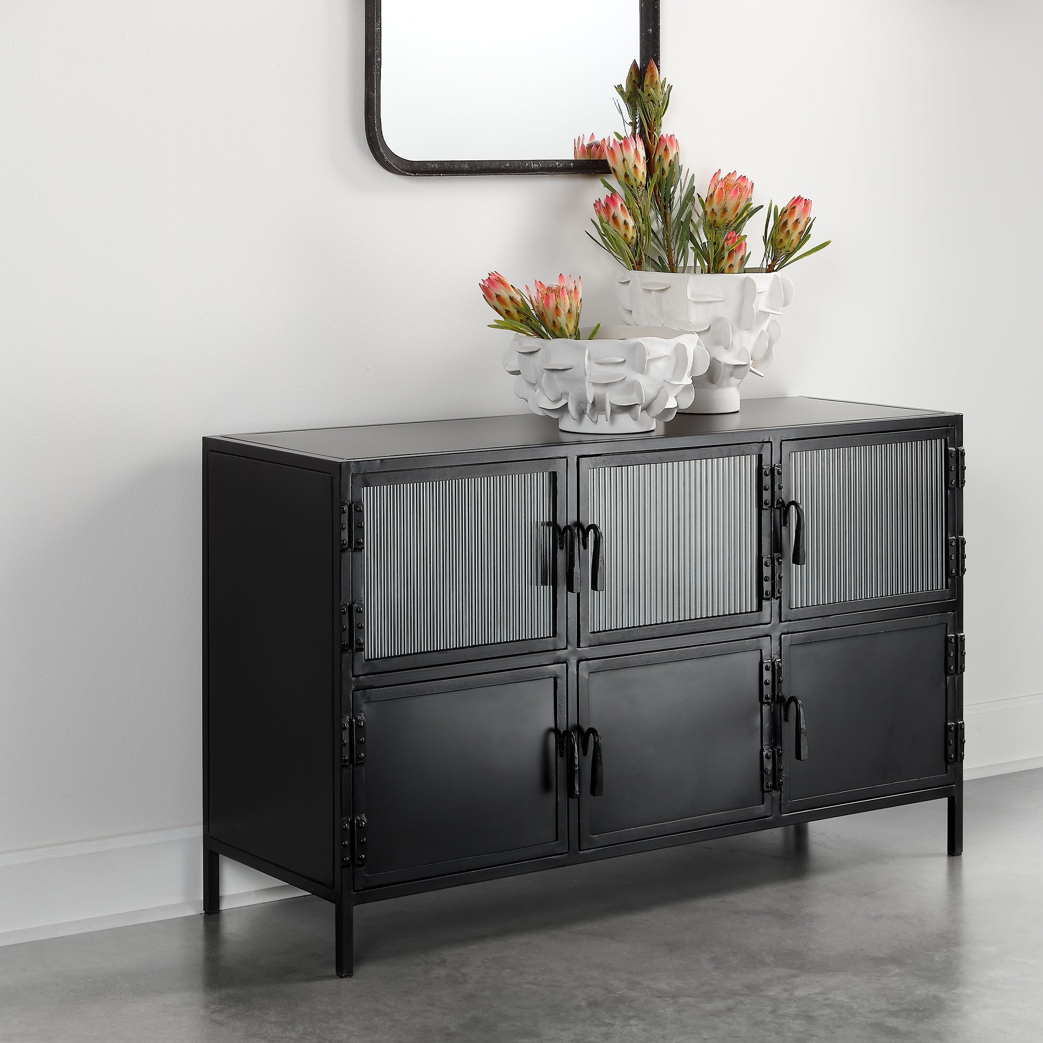 Vitrino 6 Door Console