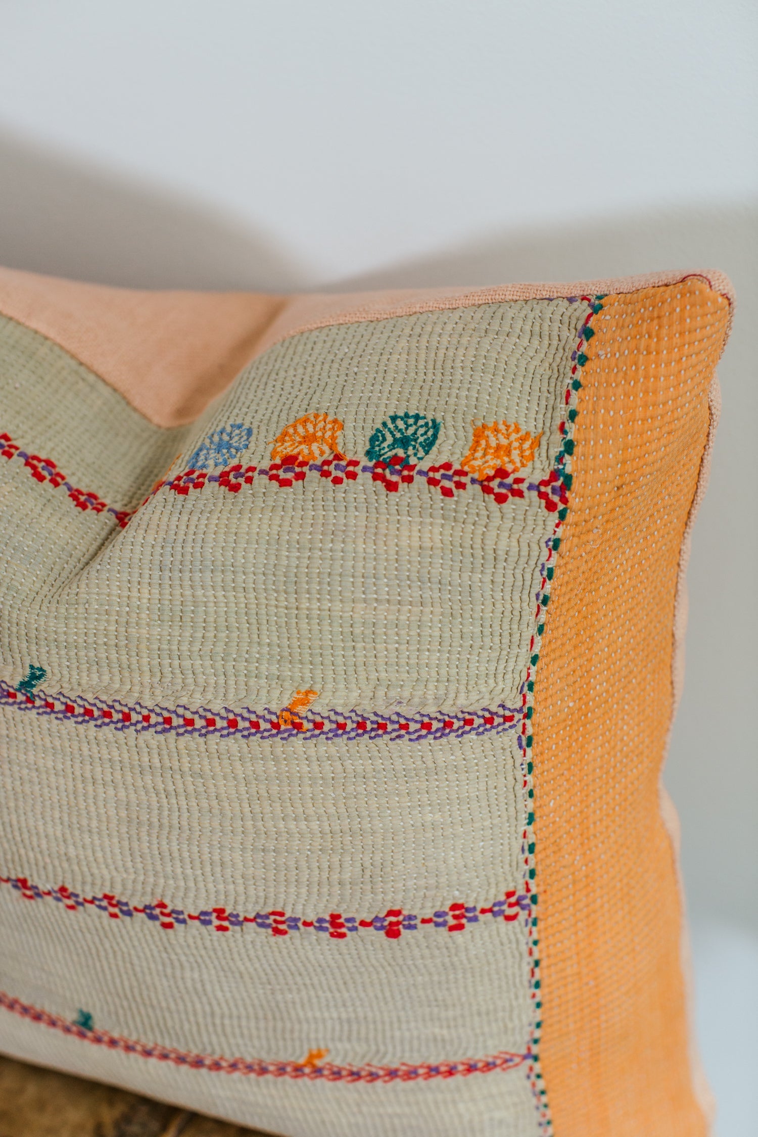 Oisin 20x20 Pillow 2