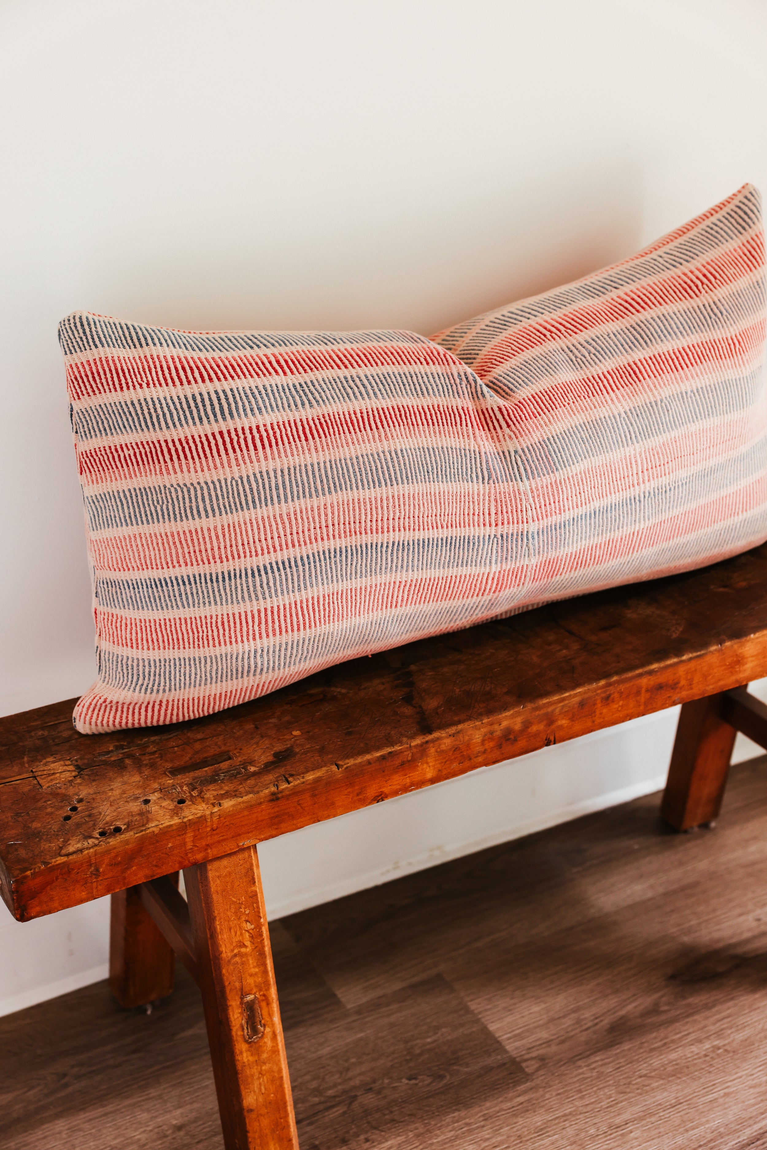 Nia 17X32 Lumbar Pillow