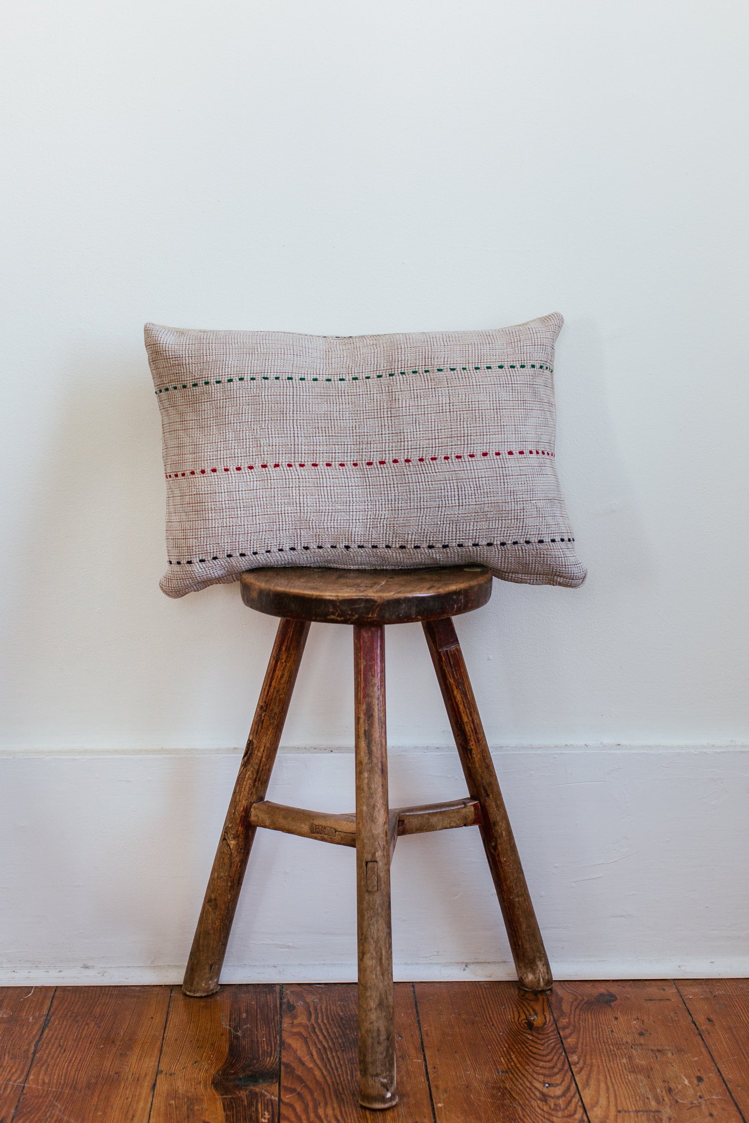 Navita 14X20 Pillow
