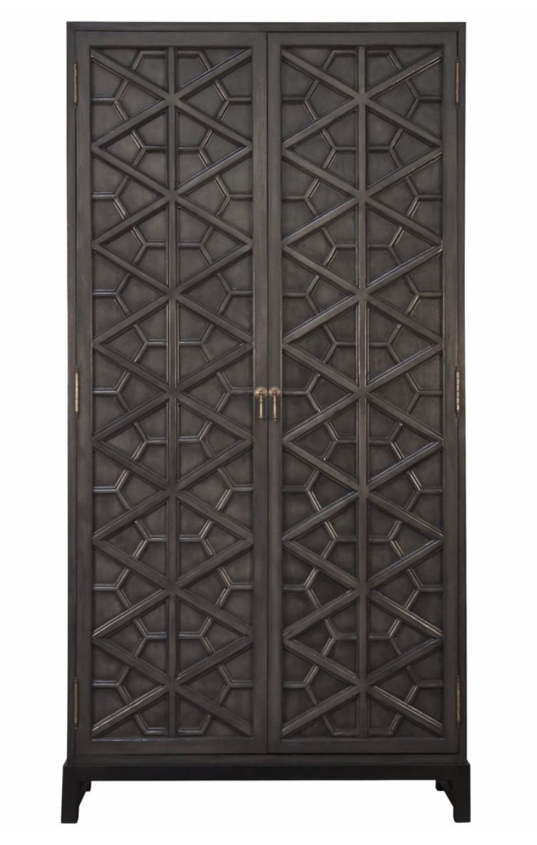 Maharadshcha Hutch, Pale