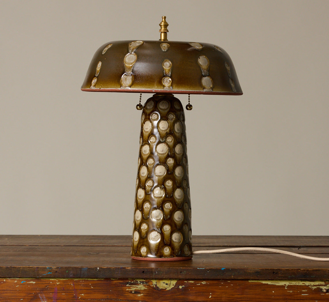 CASA ALFARERA POLKA LAMP IN CARAMEL BROWN WITH CREAM DOTS